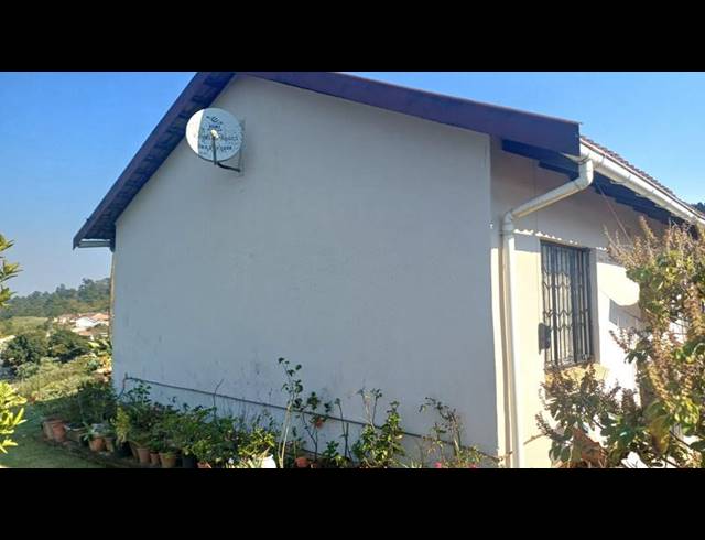 2 BEDROOM HOUSE FOR SALE IN BELFORT ESTATE